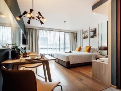 Montana Hotel and Residence (SHA Extra Plus)