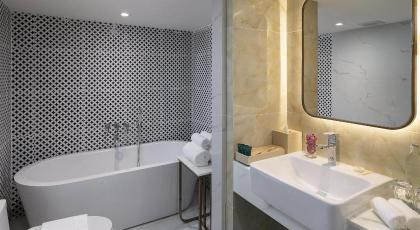 Aira Hotel Bangkok Sukhumvit 11 - image 26