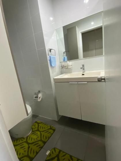 Executive 2 bedroom Condo  @BTS PhraKhanong - image 11