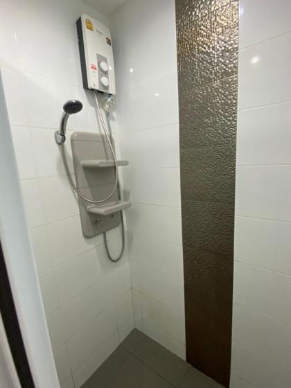 Executive 2 bedroom Condo  @BTS PhraKhanong - image 12