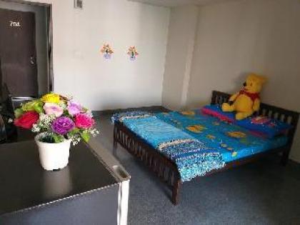 J 168 Living - image 2