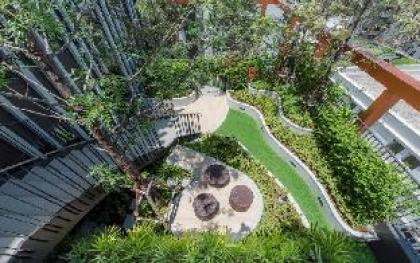 Best Condo in Huai Khwang (newly built) - image 13