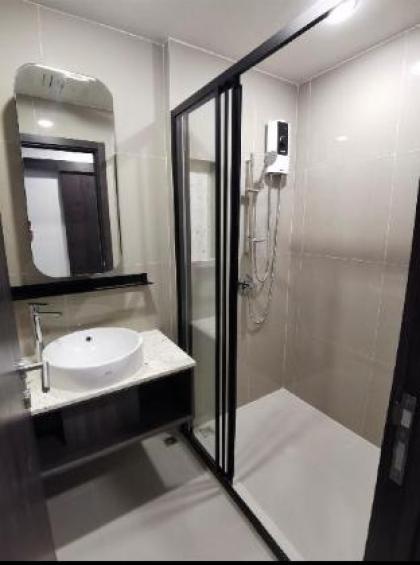 Best Condo in Huai Khwang (newly built) - image 18