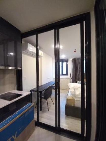 Best Condo in Huai Khwang (newly built) - image 20