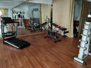 Very Close to Bamrungrad Hospital! 150SQM/2BR - image 4