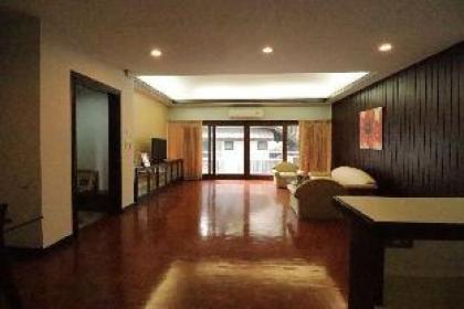 Perfect for Long stay near Bamrungrad 2BR/150SQM - image 6