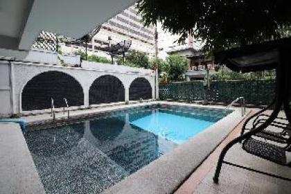 Perfect for Long stay near Bamrungrad 2BR/150SQM - image 8
