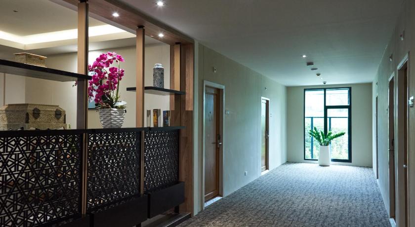 Almas Hotel Bangkok - image 5
