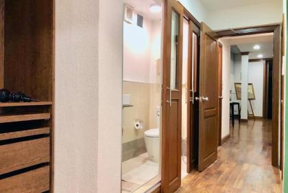Fabulous Dasiri Townhouse With 5 Bedrooms - image 6
