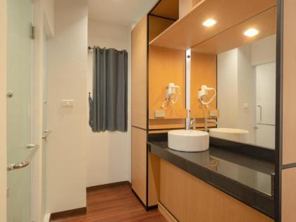 Watergate City - image 18