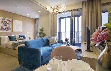 Condo Next to BTS MRT Asoke - image 12