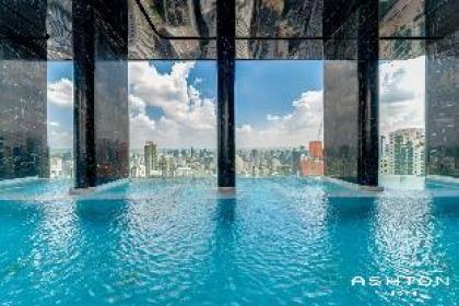 Condo Next to BTS MRT Asoke - image 16