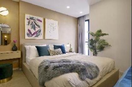 Condo Next to BTS MRT Asoke - image 5