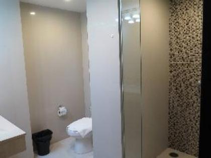 Entire house - 7D - 2bedrooms3baths Near Mrt Downtown Bangkok - image 10