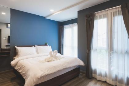 W2 RESIDENCE - image 12