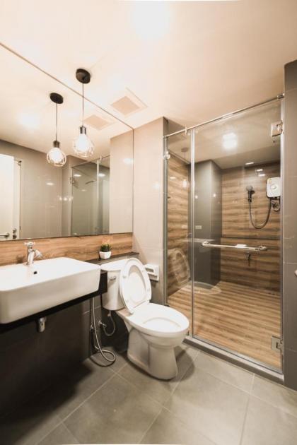 W2 RESIDENCE - image 13