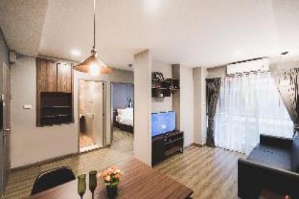 W2 RESIDENCE - image 3