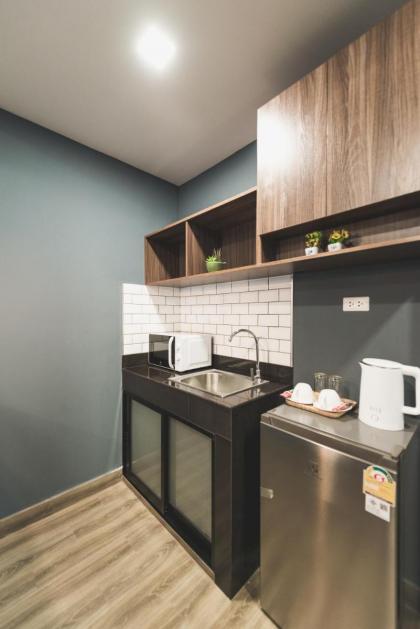 W2 RESIDENCE - image 7