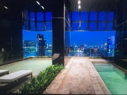 LUXURY CONDO IN BANGKOK WITH ALL THE AMENITIES!!! - image 13