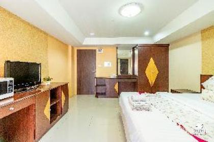 Grannylla Residence Charoenkrung - image 4