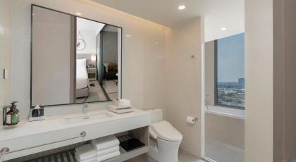 Staybridge Suites Bangkok Sukhumvit an IHG Hotel - image 14