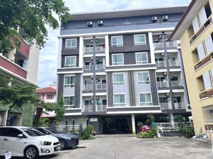 8 Resident - image 13