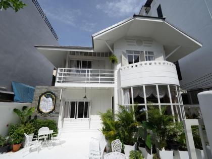 RoomQuest Rim Praya Dinsor Road - image 4