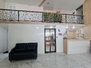 El Huq - image 6