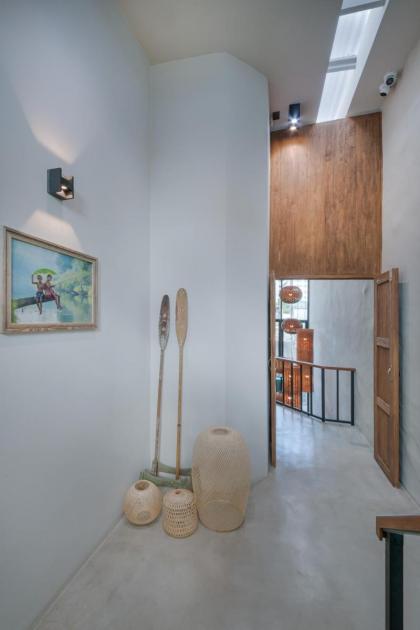 Siam Shelter  - image 12