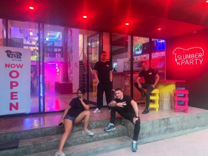 Slumber Bangkok Soi 1