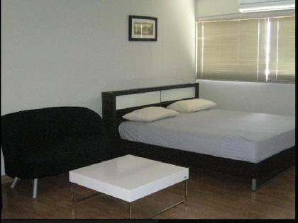 Thailand Taxi Apartment Hostel - image 4