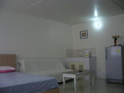 Room in Apartment - Poppular Palace Don Mueang Bangkok 5-minute drive from Impact Arena - image 6