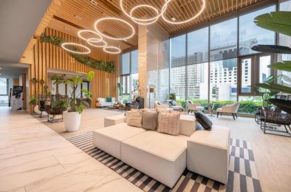 The Rich Residence Sukhumvit Nana - image 2