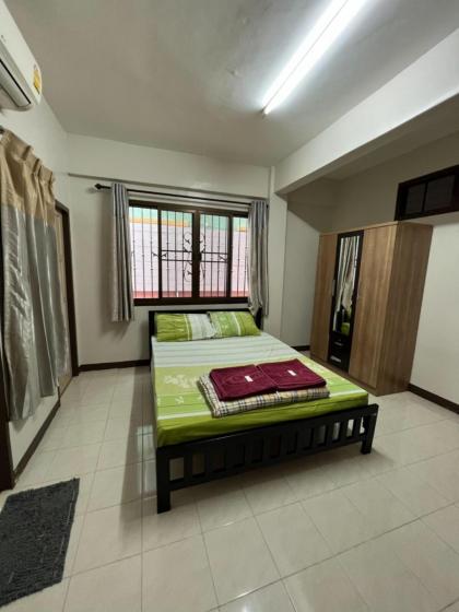 Pimravee Apartment (Yaek 8) - image 13