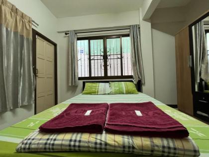 Pimravee Apartment (Yaek 8) - image 19