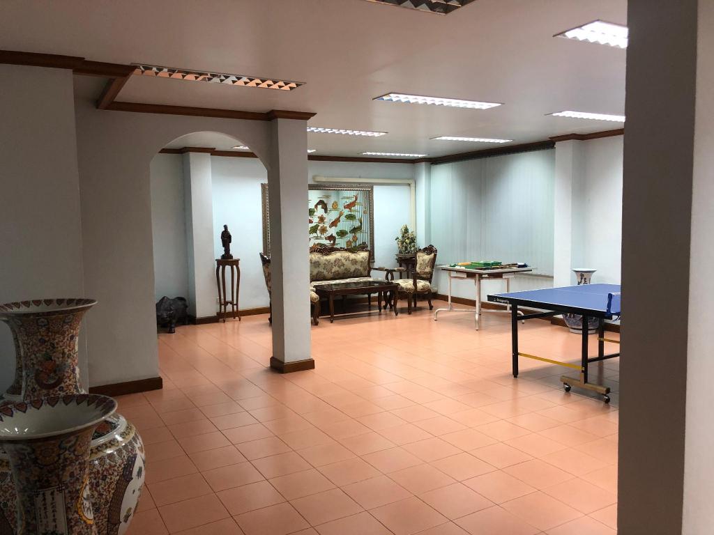 Room (Not Available) - image 5