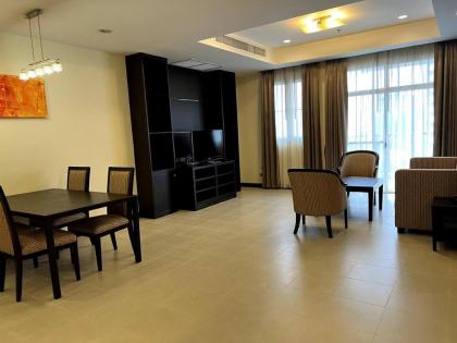 Massive 2 bedrooms flat 155 sqm - image 5