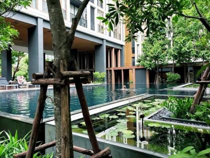Quiet oasis in heart of Bangkok - image 14