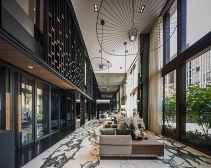 Quiet oasis in heart of Bangkok - image 15