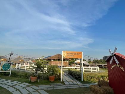 Quiet oasis in heart of Bangkok - image 3