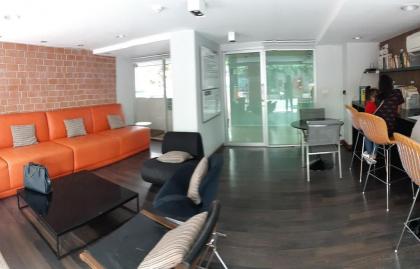 Whizdom@Punnawithi Condo - image 3