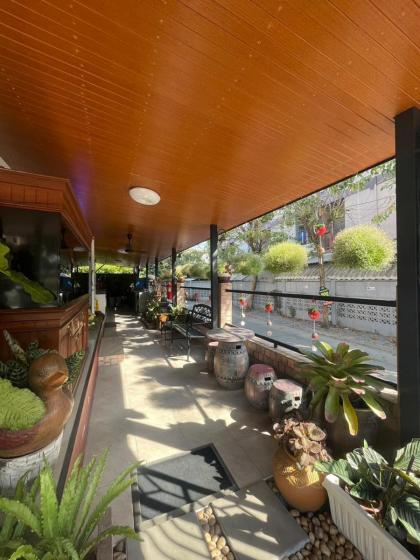 66 Apartment - image 14