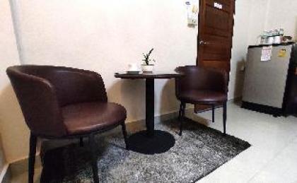 66 Apartment - image 8