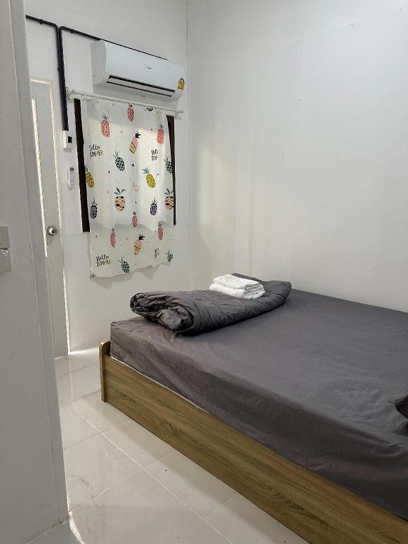 New Private Room near MRT Sirindhorn (A16) - image 4