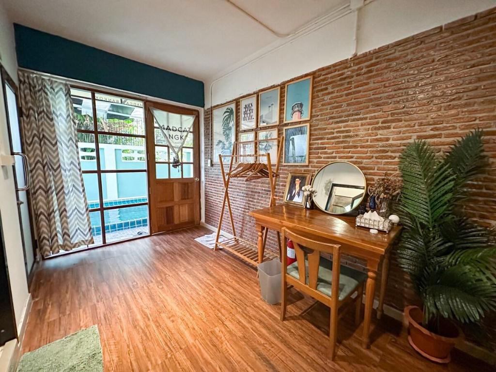 T-house Bkk 1 - image 5