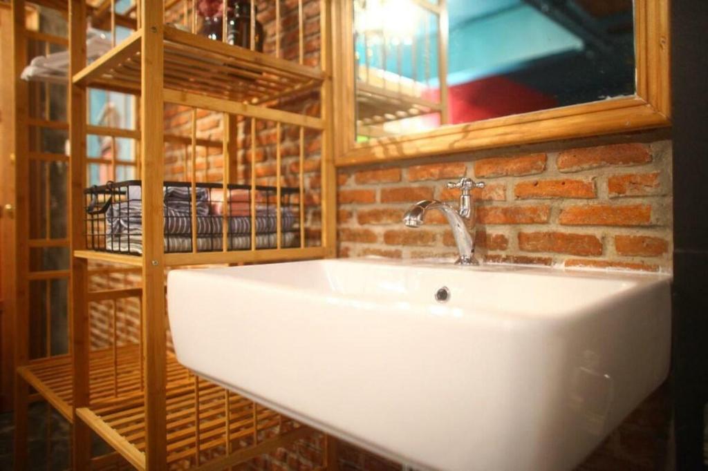 T-house Bkk 3 - image 3