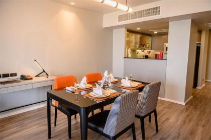 Modern 2bedrooms - 117sqm central - image 3