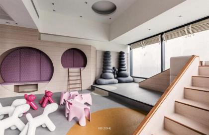Spacious / Stylish / Modern / City-Centre - image 10