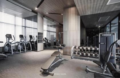 Spacious / Stylish / Modern / City-Centre - image 6