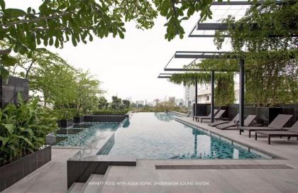 Spacious / Stylish / Modern / City-Centre - image 8
